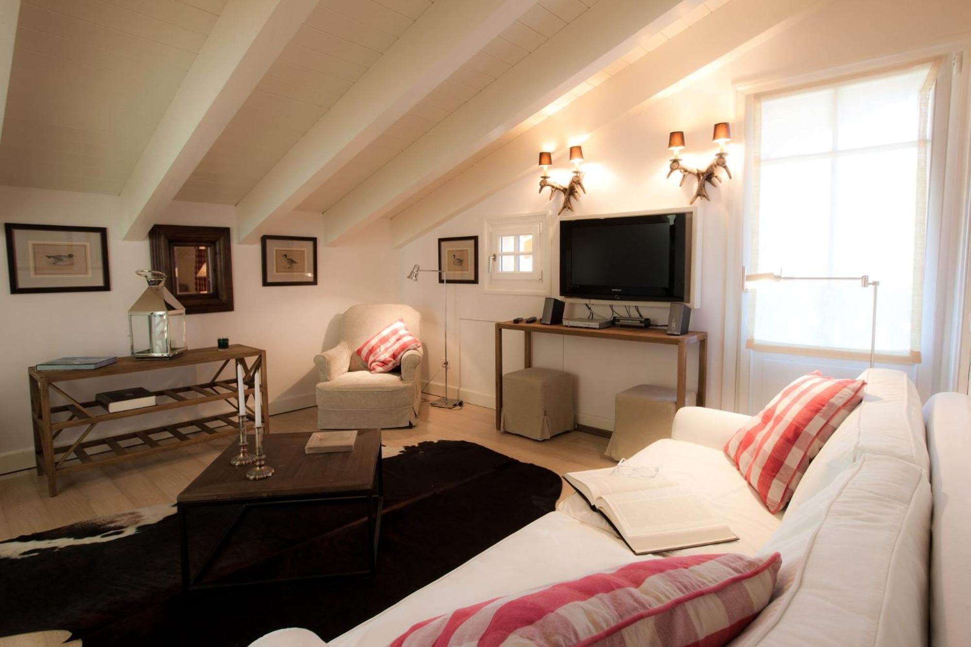 Fiori Blu Apartment